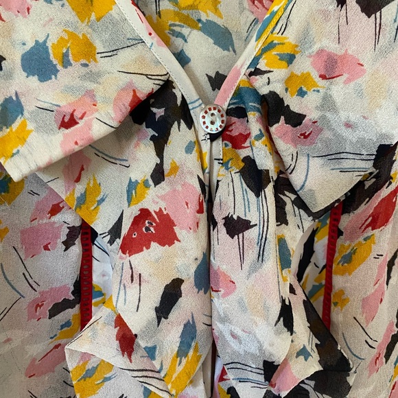 DVF! Beautiful silk floral style patterned blouse - Picture 4 of 6